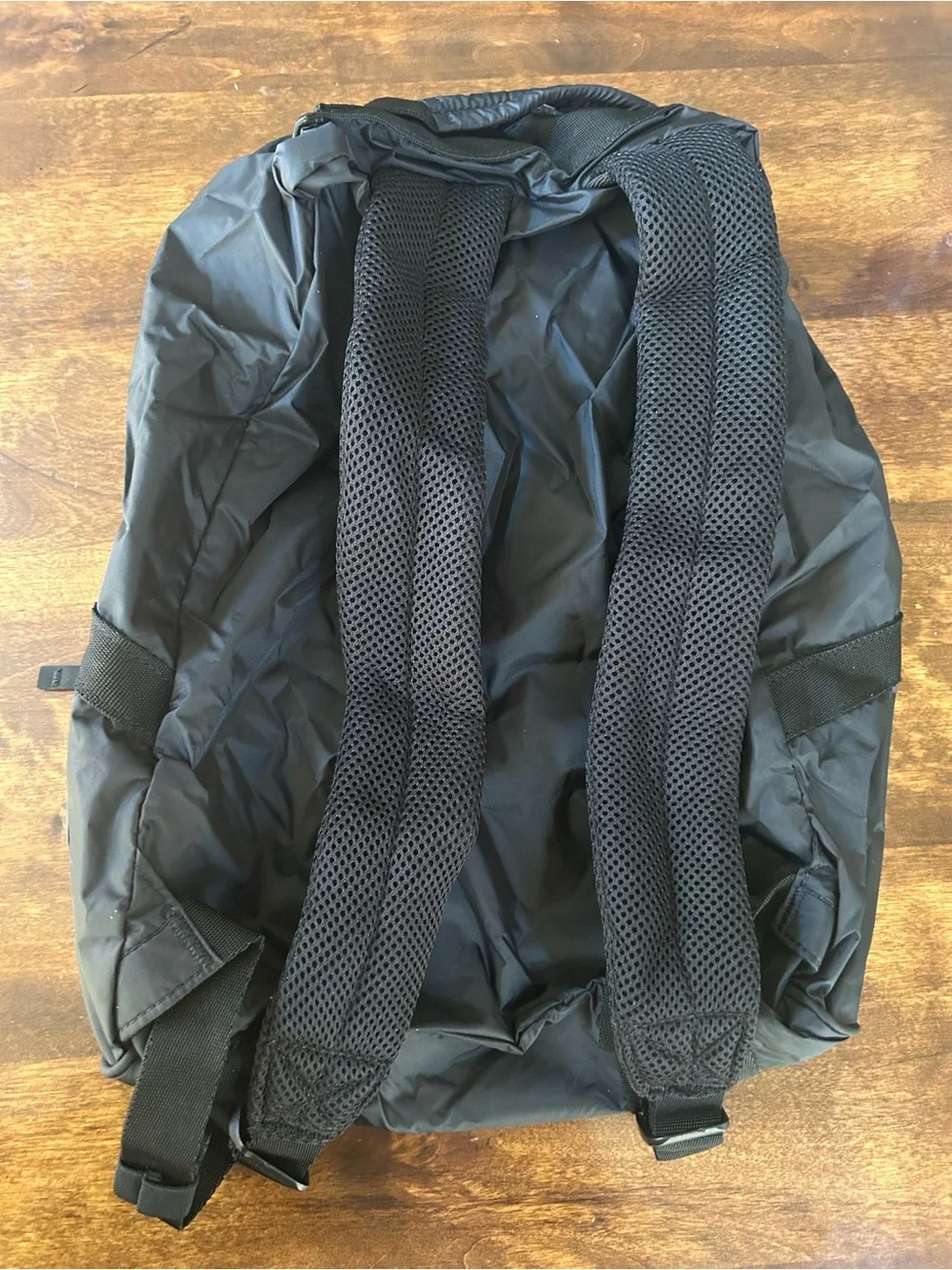 Oakley Black Men's Backpack with Front Zip Pocket